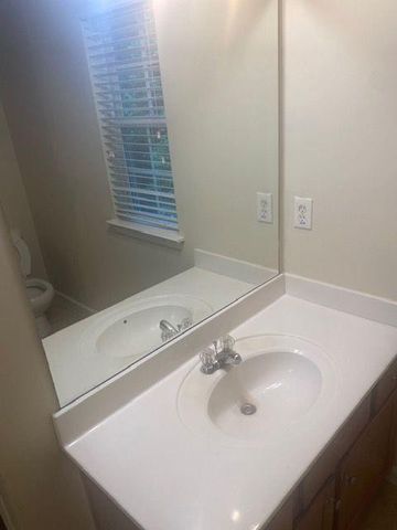 6300 Suttles Drive SW, Atlanta, GA 30331
