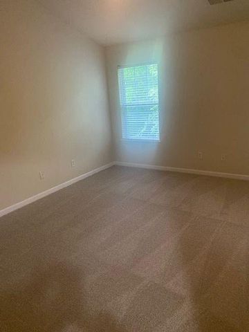 6300 Suttles Drive SW, Atlanta, GA 30331