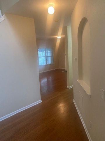 6300 Suttles Drive SW, Atlanta, GA 30331