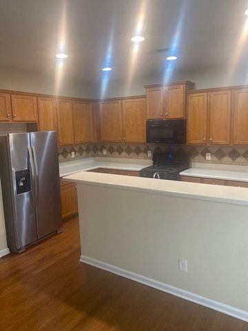 6300 Suttles Drive SW, Atlanta, GA 30331