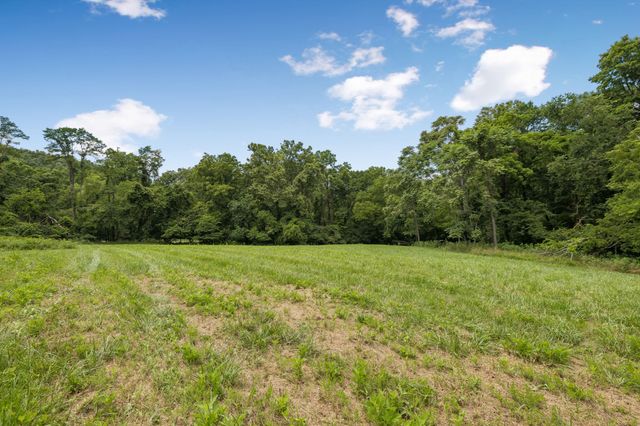 2268 N Berrys Chapel Rd, Franklin, TN 37069