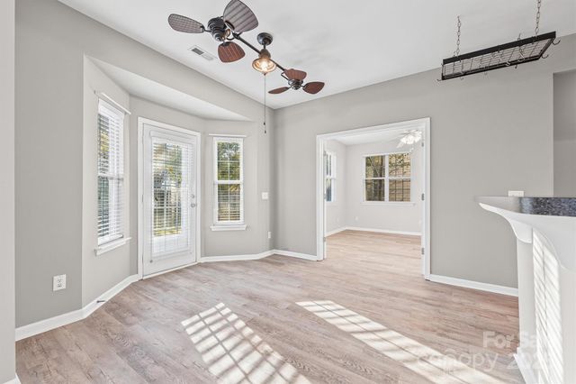 10933 Sedgemoor Lane, Charlotte, NC 28277