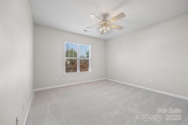 10933 Sedgemoor Lane, Charlotte, NC 28277