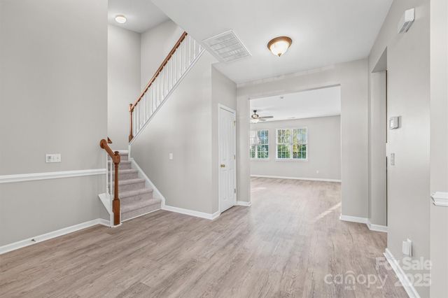 10933 Sedgemoor Lane, Charlotte, NC 28277