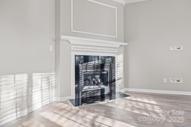 10933 Sedgemoor Lane, Charlotte, NC 28277