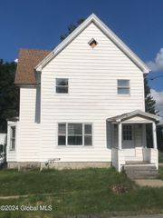 206 Glebe Street, Johnstown, NY 12095