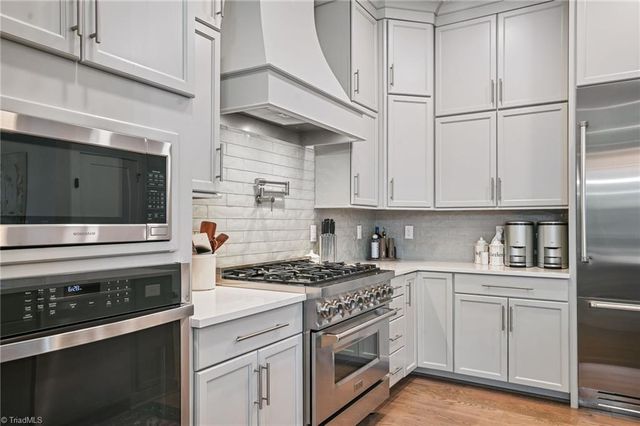 4306 Griffins Gate Lane, Greensboro, NC 27407