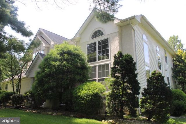 1 GARTON CT, Sewell, NJ 08080