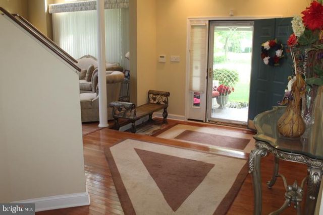 1 GARTON CT, Sewell, NJ 08080