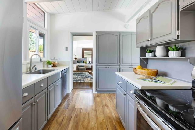 728 Seminole Way, Palo Alto, CA 94303