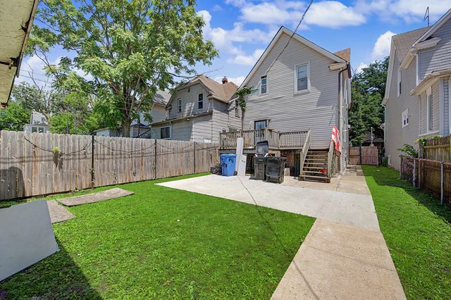 848 N Lawler Avenue, Chicago, IL 60651