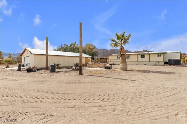 2253 North Saddleback Drive, Amargosa Valley, NV 89020