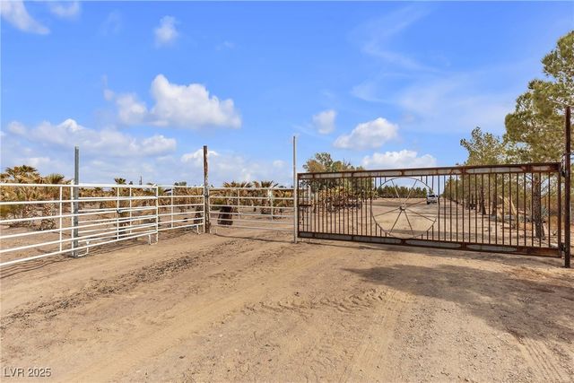 2253 North Saddleback Drive, Amargosa Valley, NV 89020