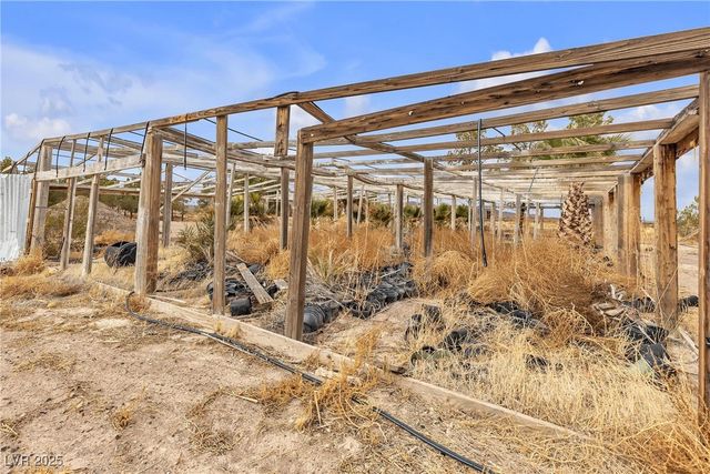 2253 North Saddleback Drive, Amargosa Valley, NV 89020