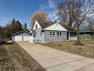 227 S 7TH STREET, Medford, WI 54451