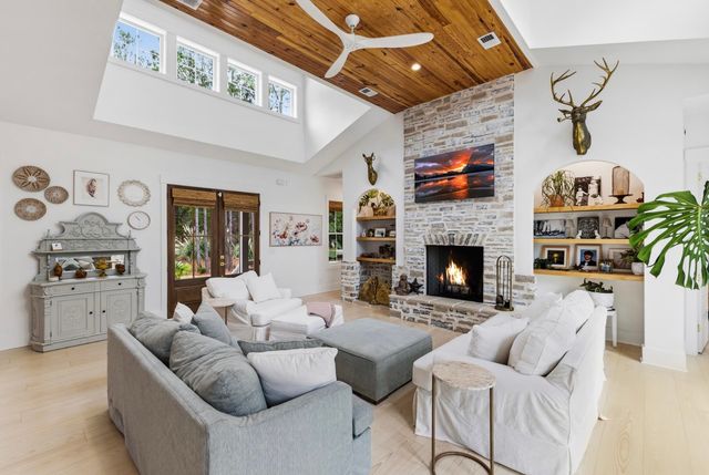 1282 Kings River Rd., Pawleys Island, SC 29585