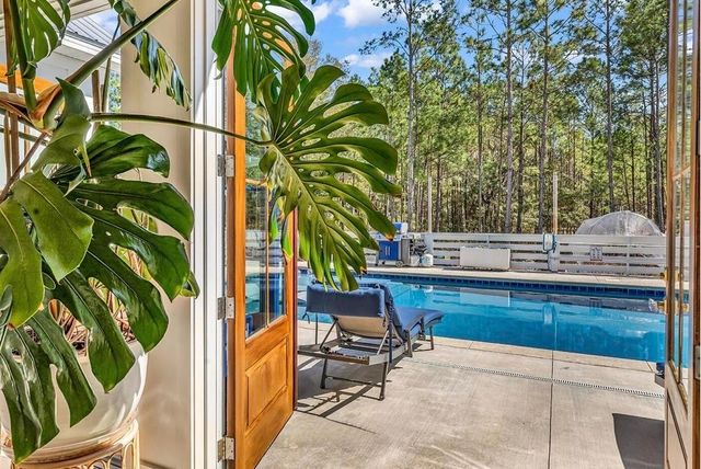 1282 Kings River Rd., Pawleys Island, SC 29585
