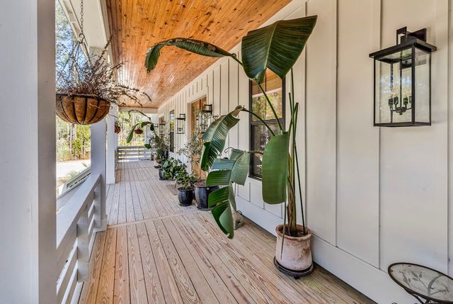 1282 Kings River Rd., Pawleys Island, SC 29585