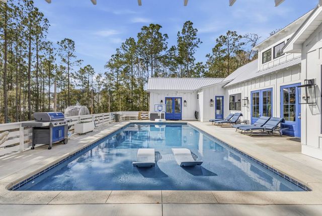 1282 Kings River Rd., Pawleys Island, SC 29585