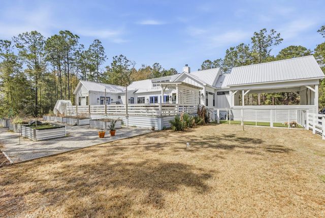1282 Kings River Rd., Pawleys Island, SC 29585