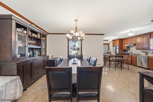 749 Cleveland Ave, Elizabeth City, NJ 07208