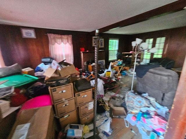 37 Bridge St, Monson, MA 01057