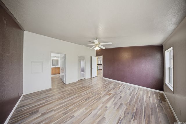 357 DALLAS ST, Bandera, TX 78003