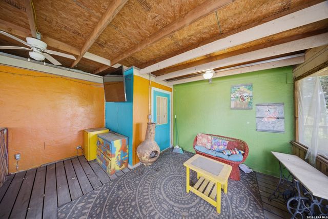 357 DALLAS ST, Bandera, TX 78003