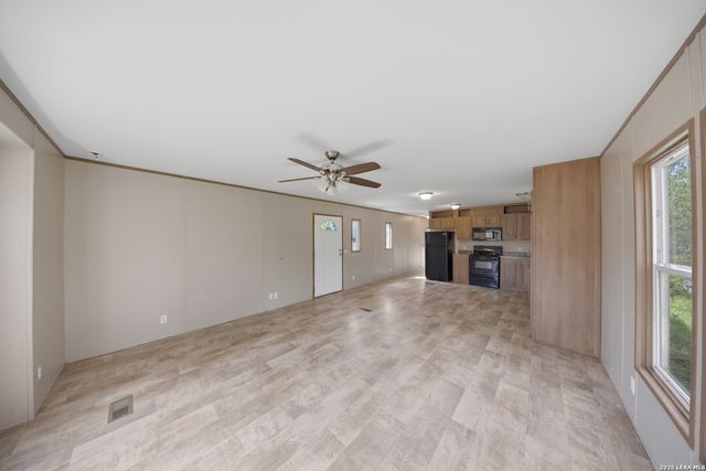 357 DALLAS ST, Bandera, TX 78003