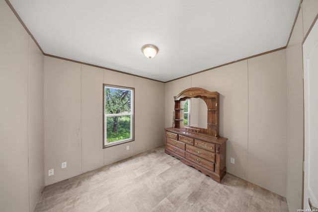 357 DALLAS ST, Bandera, TX 78003