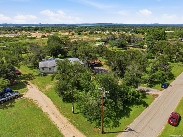 357 DALLAS ST, Bandera, TX 78003