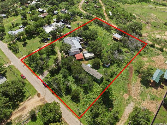 357 DALLAS ST, Bandera, TX 78003