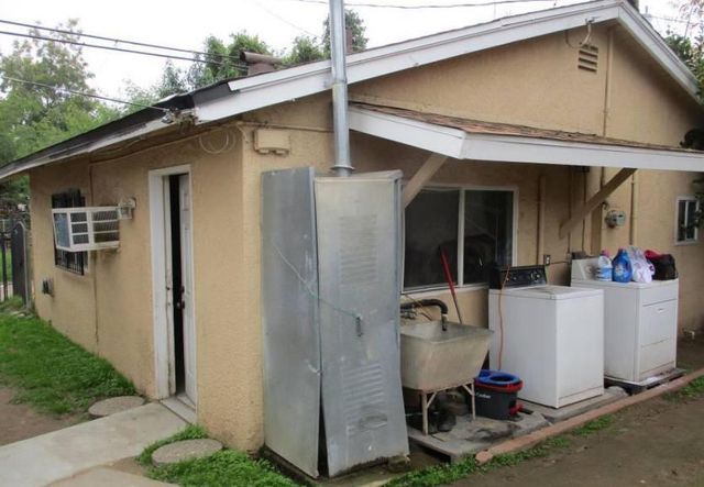 4136 E Madison Avenue, Fresno, CA 93702