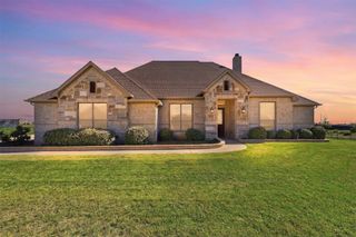 130 Evening Fire Drive, Waxahachie, TX 75167