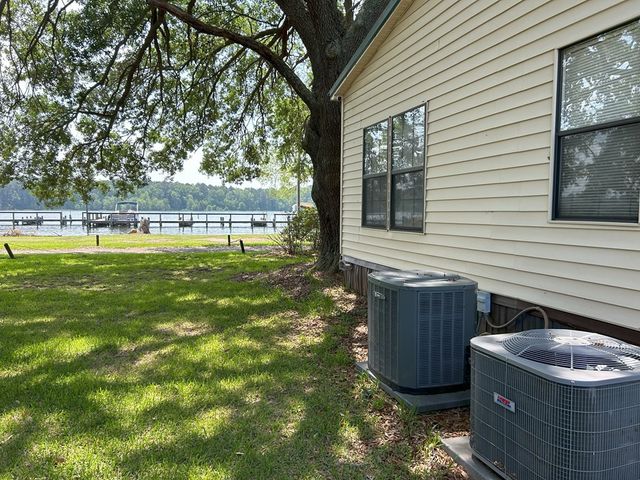 1062 Golf Cart Lane, Summerton, SC 29148