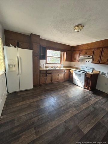 1370 Singletree Lane, Raeford, NC 28376
