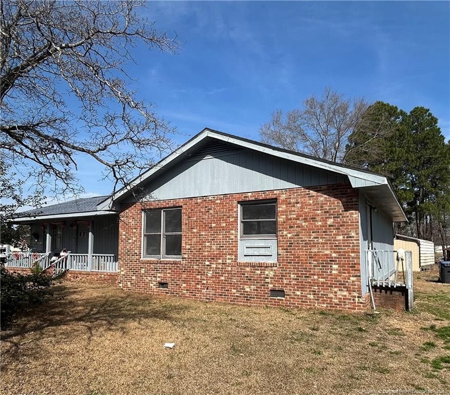 1370 Singletree Lane, Raeford, NC 28376