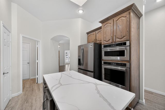 3107 S Camino Lagos, Grand Prairie, TX 75054