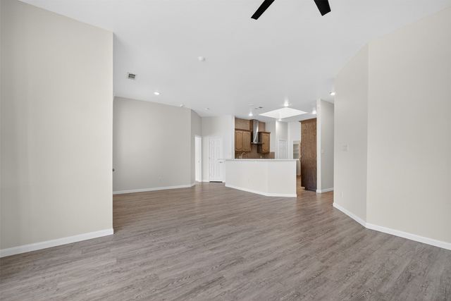 3107 S Camino Lagos, Grand Prairie, TX 75054