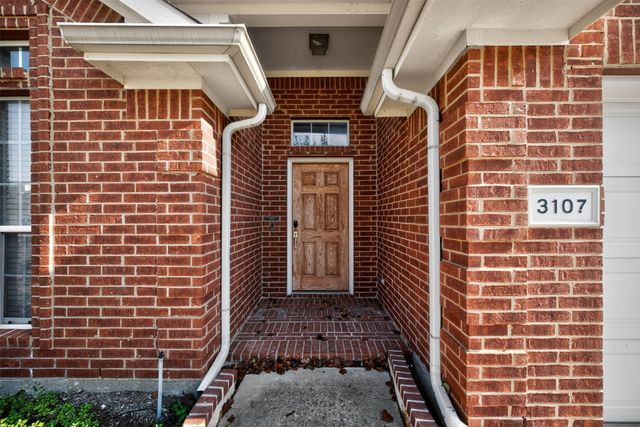3107 S Camino Lagos, Grand Prairie, TX 75054