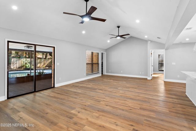 337 TARRASA Drive, Jacksonville, FL 32225