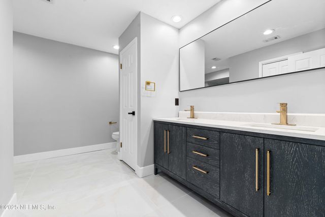 337 TARRASA Drive, Jacksonville, FL 32225