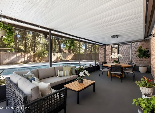 337 TARRASA Drive, Jacksonville, FL 32225