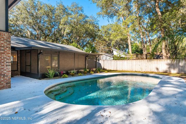 337 TARRASA Drive, Jacksonville, FL 32225