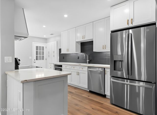 337 TARRASA Drive, Jacksonville, FL 32225