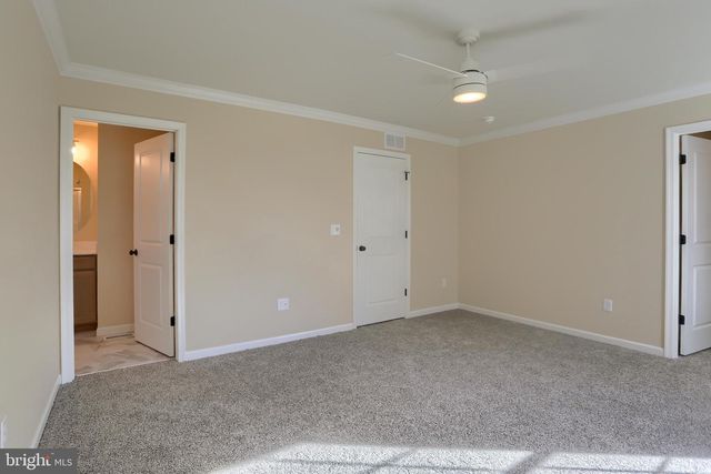 144 CRICKET LN, Camp Hill, PA 17011