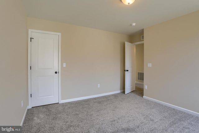 144 CRICKET LN, Camp Hill, PA 17011