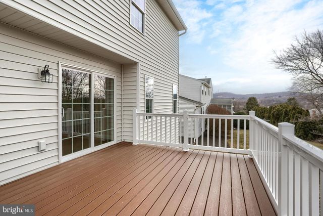 144 CRICKET LN, Camp Hill, PA 17011