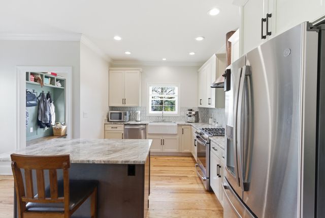 6329 Athens Boonesboro Road, Lexington, KY 40509