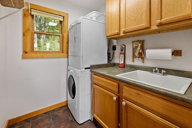 157 Dartt Hill Road, Bethel, VT 05032